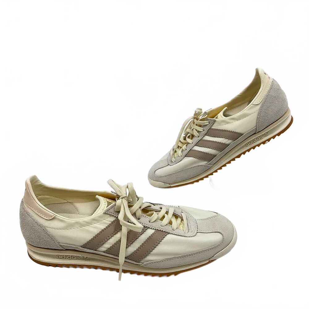 adidas Beige Sneakers | Womens 9